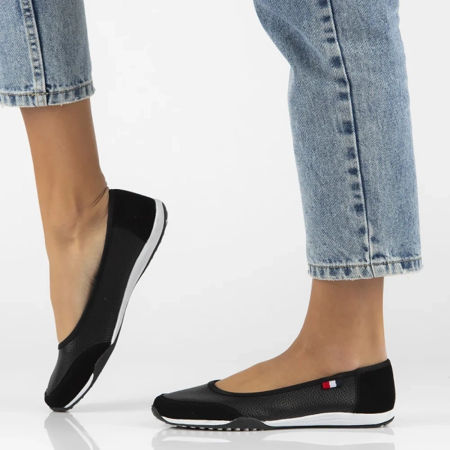 Leather shoes Filippo DP142/24 BK black