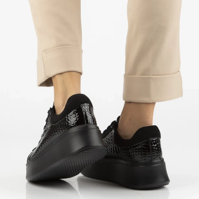 Skórzane sneakersy Filippo DP7412/25 BK CR czarne