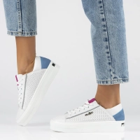 Skórzane półbuty na platformie Filippo DP6031/24 WH białe