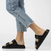 Leather flip-flops Filippo 40439 black