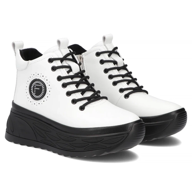 Leather platform ankle boots Filippo DBT8003/26 WH white