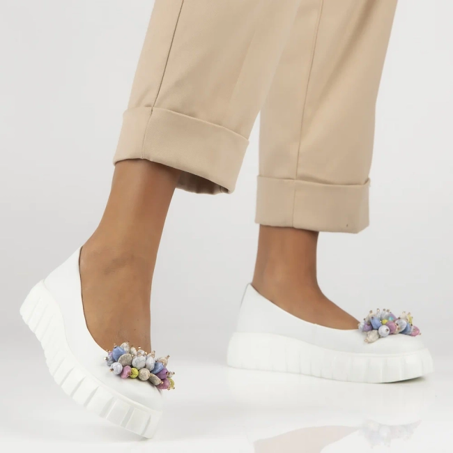 Leather shoes Filippo DP6996/25 WH white