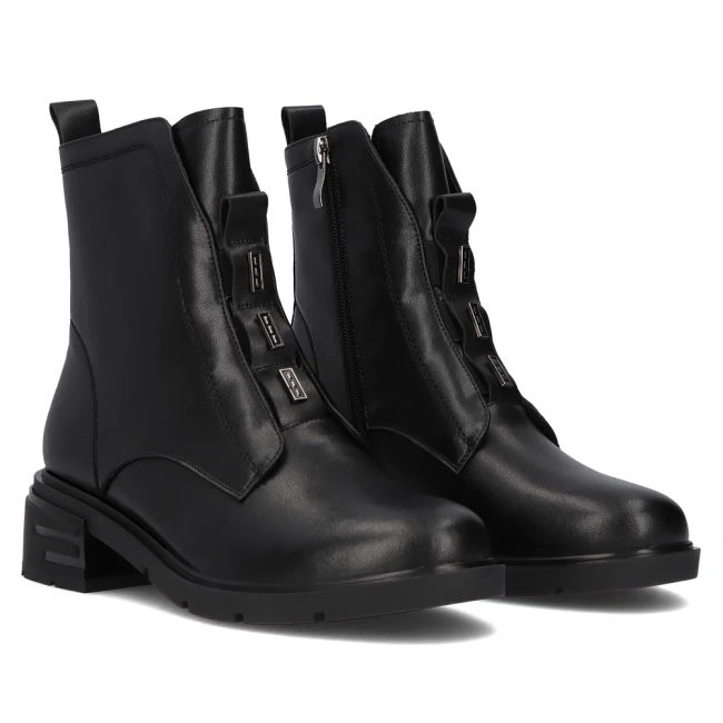 Leather ankle boots Filippo DBT6326/24 BK black