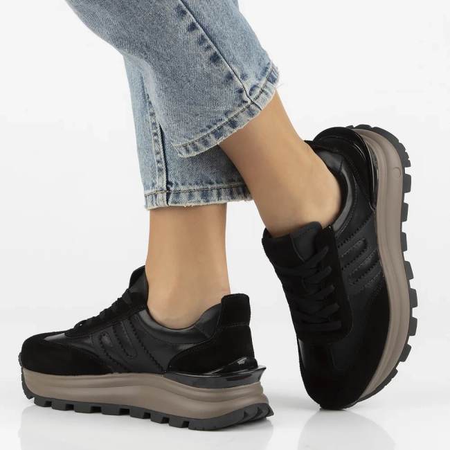 Skórzane sneakersy Filippo DP7408/25 BK czarne