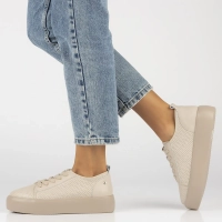 Skórzane półbuty na platformie Filippo DP6116/24 BE beżowe
