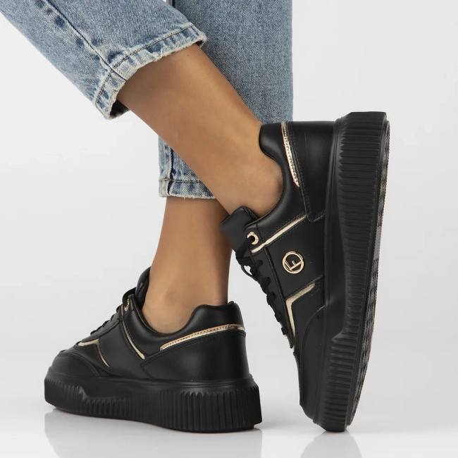 Leather sneakers Filippo DP6727/25 BK black