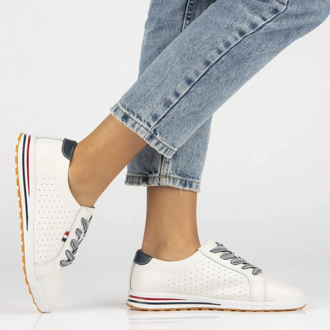 Leather shoes Filippo DP3509/24 WH white