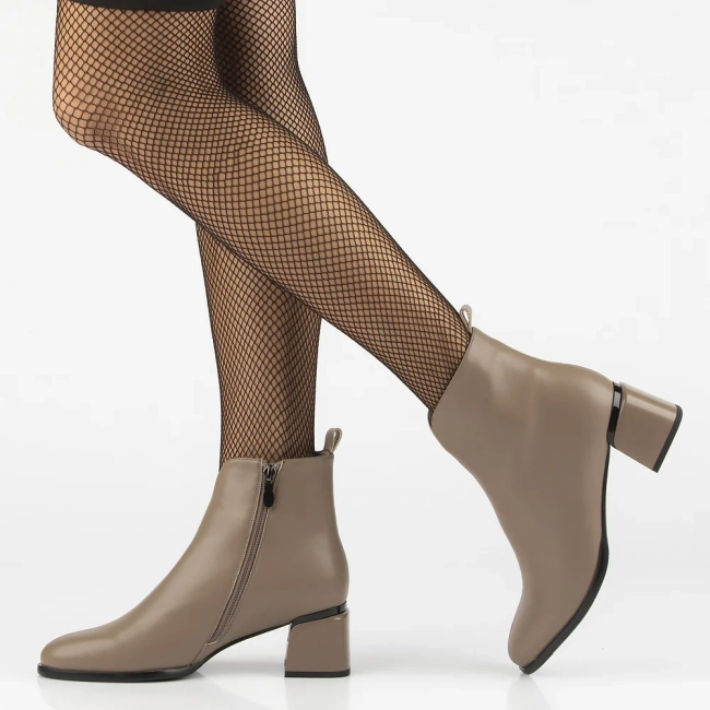 Leather ankle boots Filippo DBT7459/25 BE beige