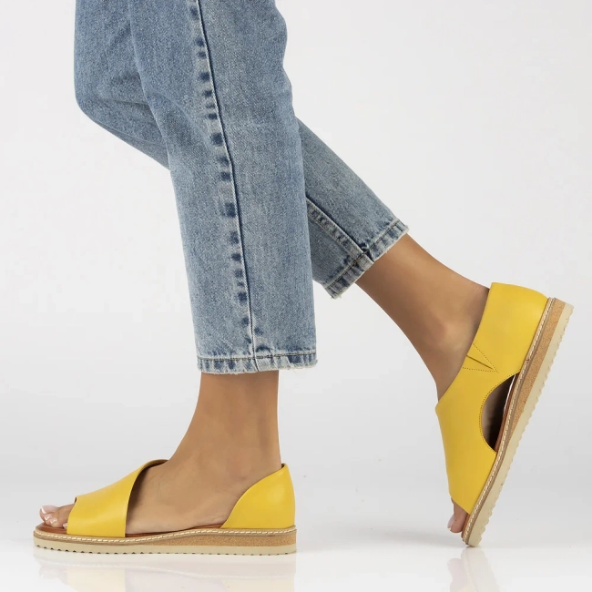 Leather sandals Artiker 46C1015 żółte