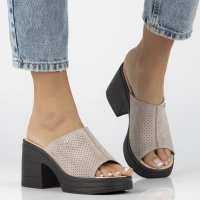 Skórzane klapki Filippo DK6814/25 BE beżowe