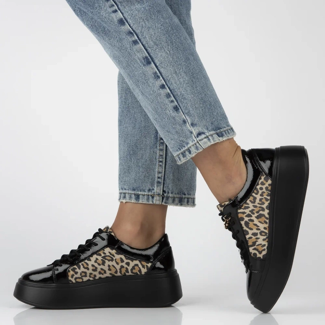 Leather sneakers Filippo DP7282/25 BK LEO black