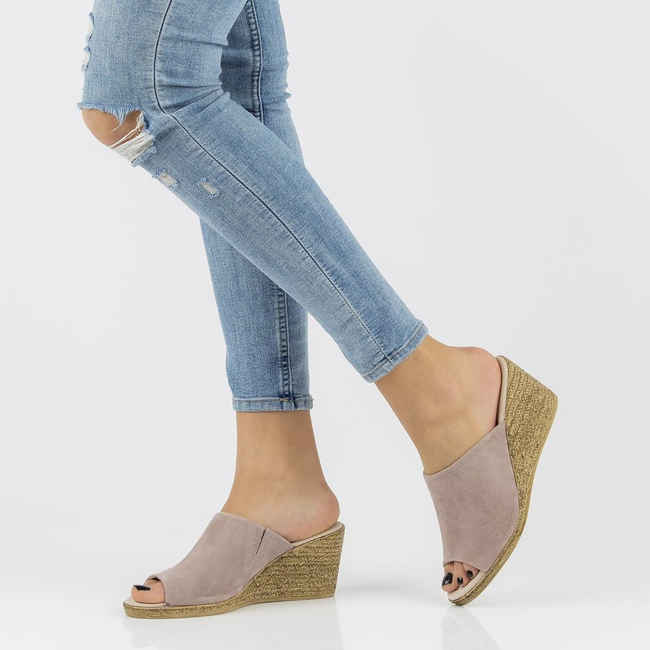 Skórzane klapki Filippo DK2143/21 SD wrzosowy-beż