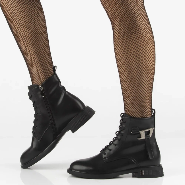 Leather ankle boots Filippo DBT7373/25 BK black