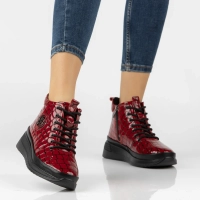 Leather platform ankle boots Filippo DBT4215/26 RD CR red