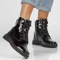 Leather ankle boots Filippo DBT3199/22 BKL black