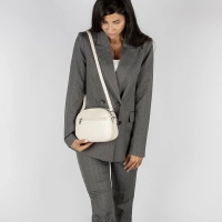 Beige shoulderbag tone