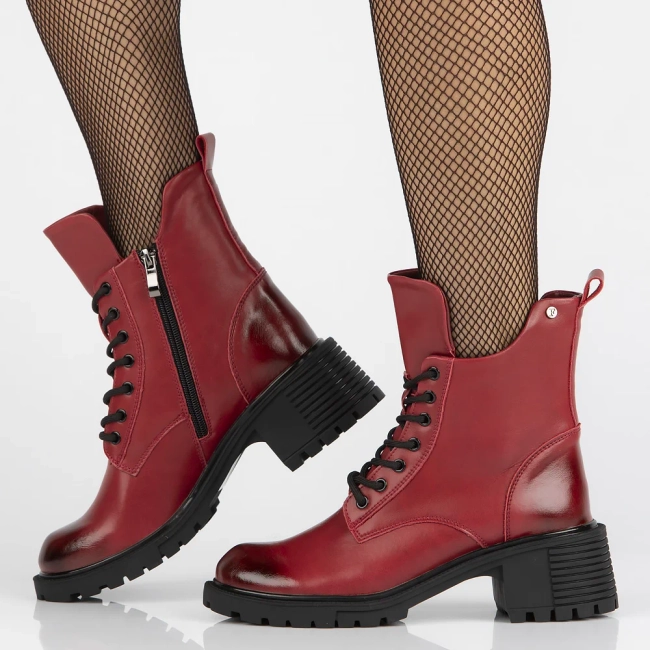 Leather ankle boots Filippo DBT6501/24 RD red