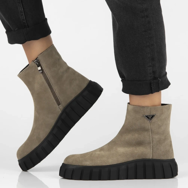 Leather ankle boots Filippo DBT6301/25 TP taupe