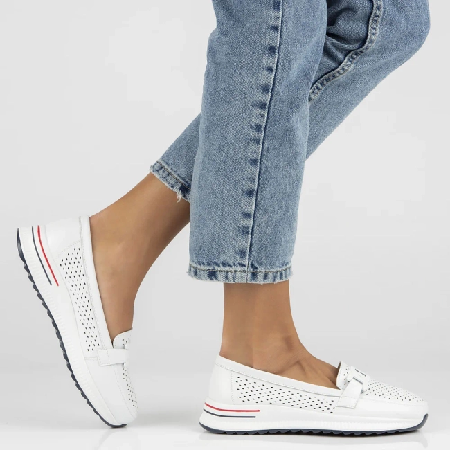 Leather shoes Filippo DP4400/25 WH white