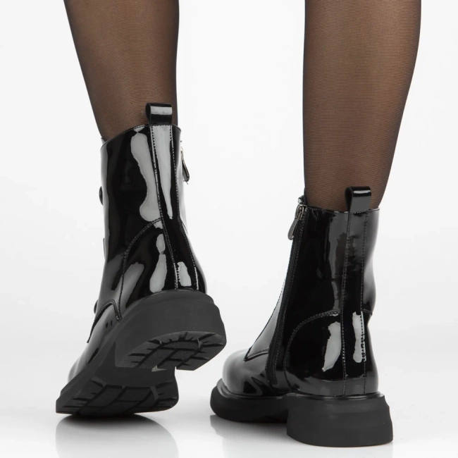 Leather ankle boots Filippo DBT7223/25 BK black