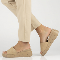 Leather flip-flops Filippo DK4454/23 BE beige