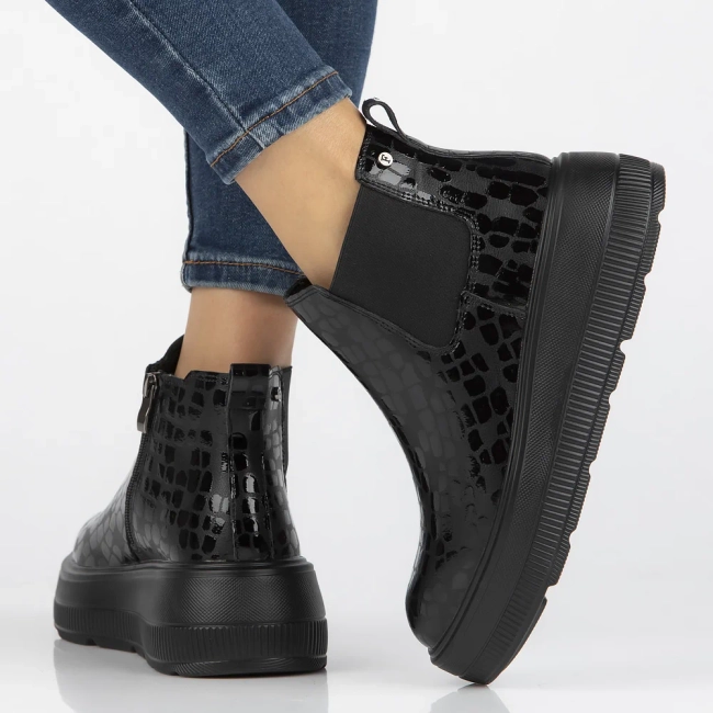 Leather ankle boots Filippo DBT6376/24 BK black