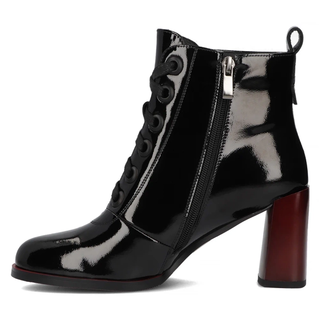 Leather ankle boots Filippo DBT6314/24 BK black