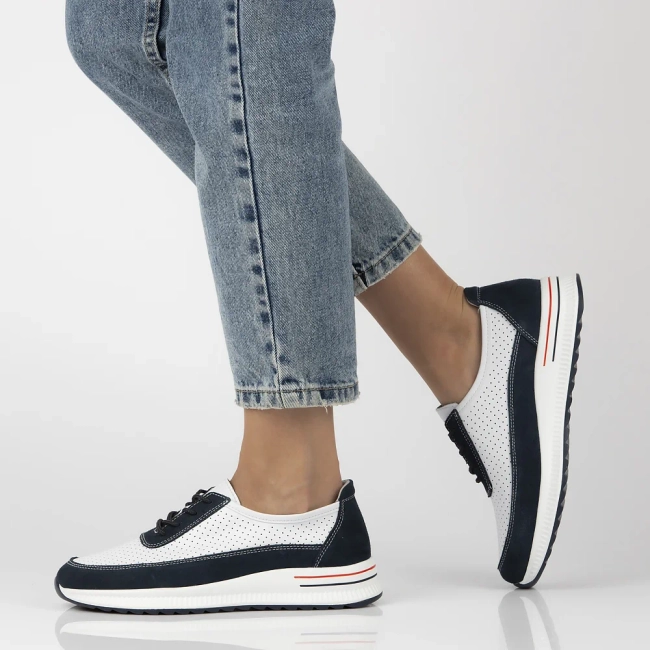 Skórzane półbuty na platformie Filippo DP6717/25 WH NV biało granatowe