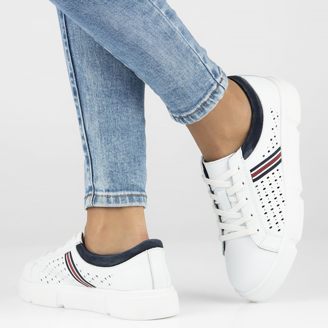 Leather shoes Filippo DP4531/23 WH NV white