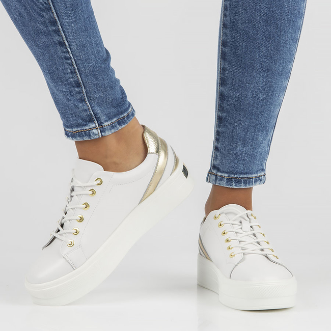 Leather shoes FILIPPO DP3530/22 WH białe