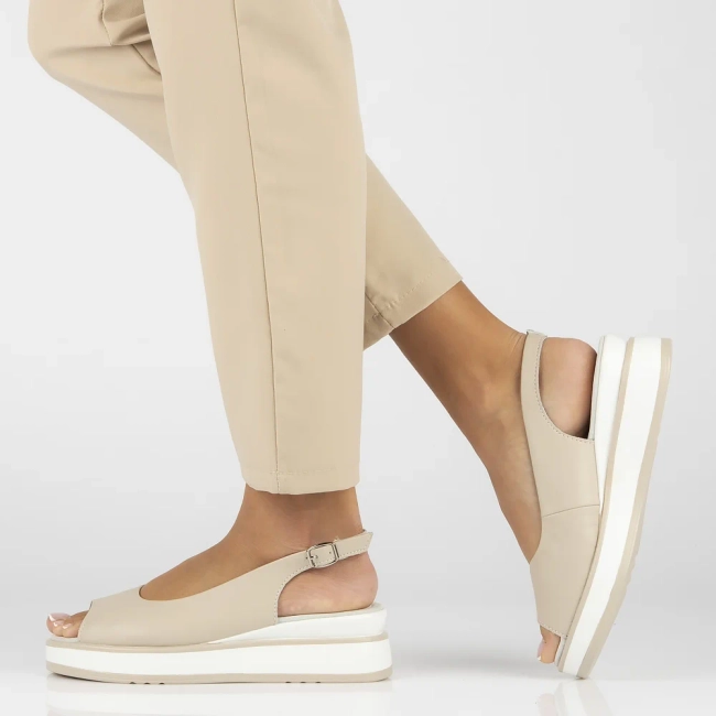 Leather sandals Filippo DS6153/24 BE beige