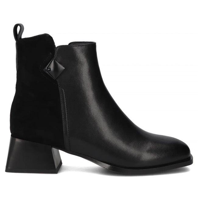 Leather ankle boots Filippo DBT7360/25 BK black
