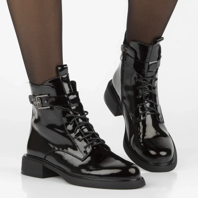 Leather ankle boots Filippo DBT7317/25 BK black