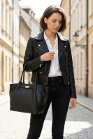 Black handbag prime clasp