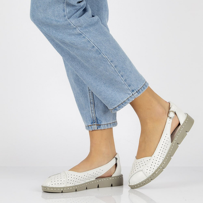 Leather shoes Filippo DP091/20 WH white