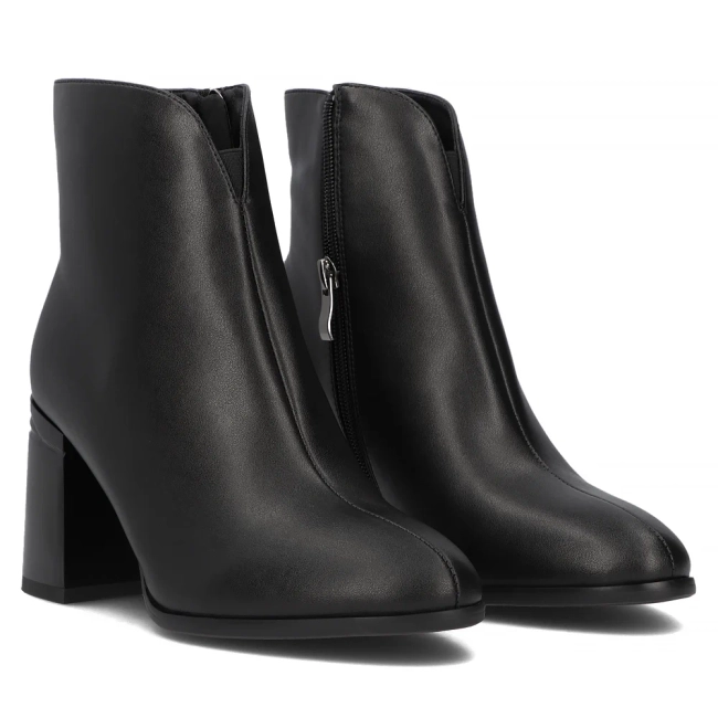 Leather ankle boots Filippo DBT6548/24 BK black