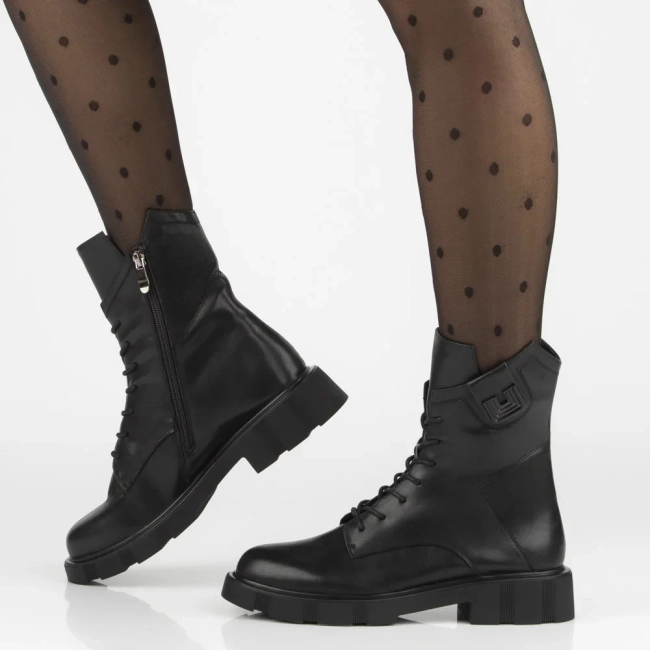 Leather ankle boots Filippo DBT7464/25 BK black