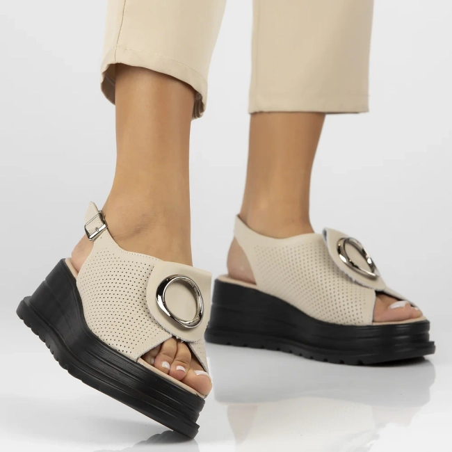 Leather sandals Filippo DS6756/25 BE beige