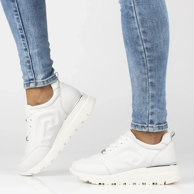 Leather sneakers Filippo DP6849/25 WH white