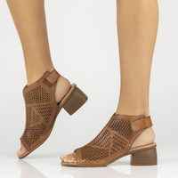 Leather sandals Remonte R8774-24 brown