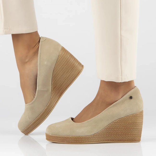 Skórzane półbuty na koturnie Filippo DP3521/24 BE SU beżowe