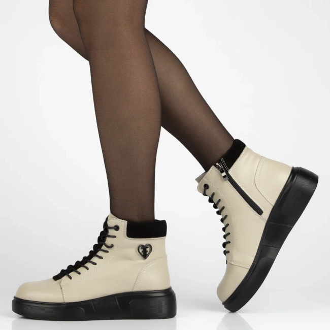 Leather ankle boots Filippo DBT7128/25 BE beige