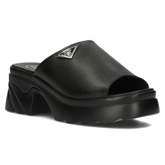 Skórzane klapki Filippo DK4616/23 BK czarne
