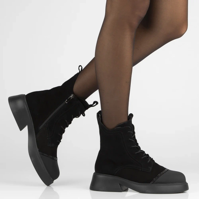 Leather ankle boots Filippo DBT6566/24 BK black