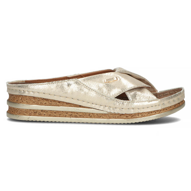 Leather flip-flops Filippo 50095 gold
