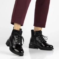 Leather ankle boots Filippo DBT7275/25 BK black