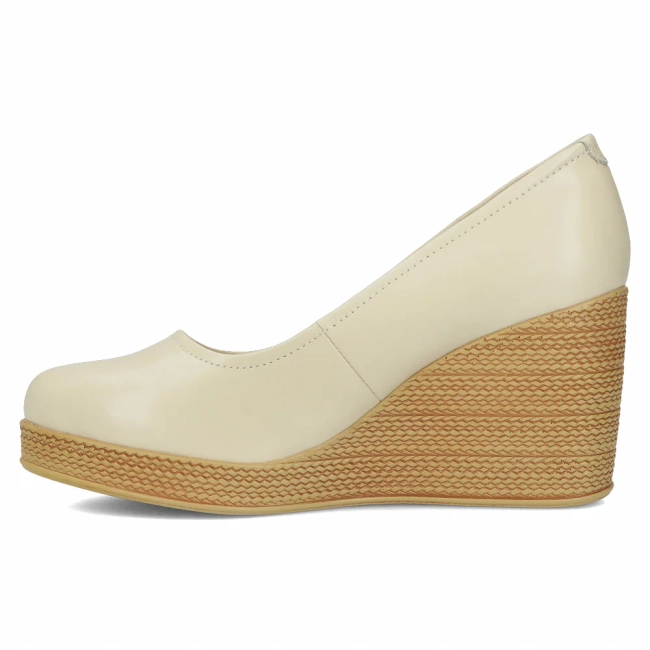 Skórzane półbuty na koturnie Filippo DP3521/24 BE beżowe