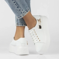 Skórzane sneakersy Filippo DP6423/24 WH białe