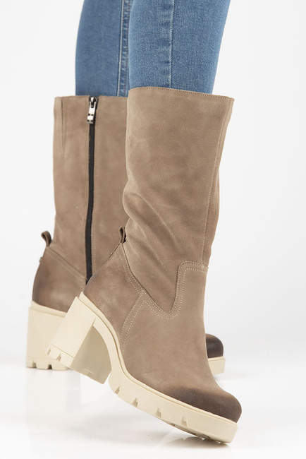 Zamszowe kozaki Filippo 70114 Taupe