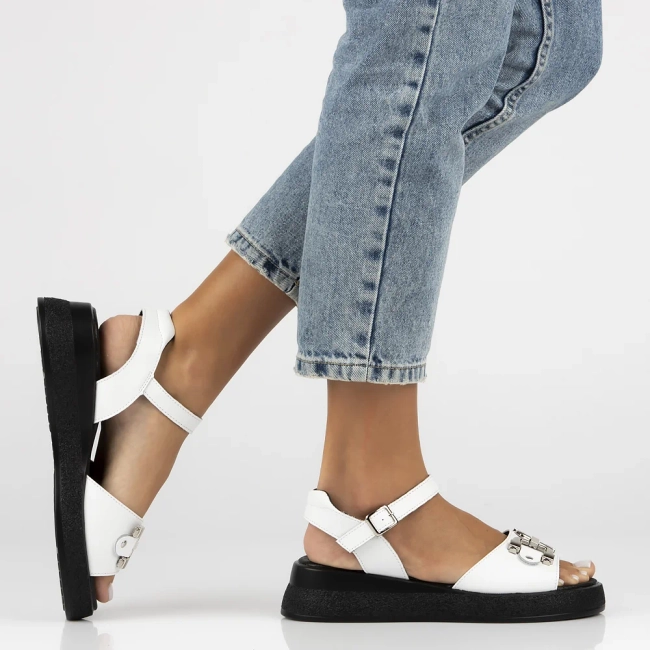 Leather sandals Filippo DS6755/25 WH white